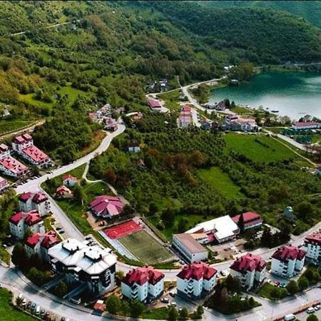 Apartmani Lena Pluzine Luaran gambar